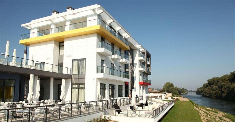 Zepter Hotel Bosanska Dubica Esterno foto